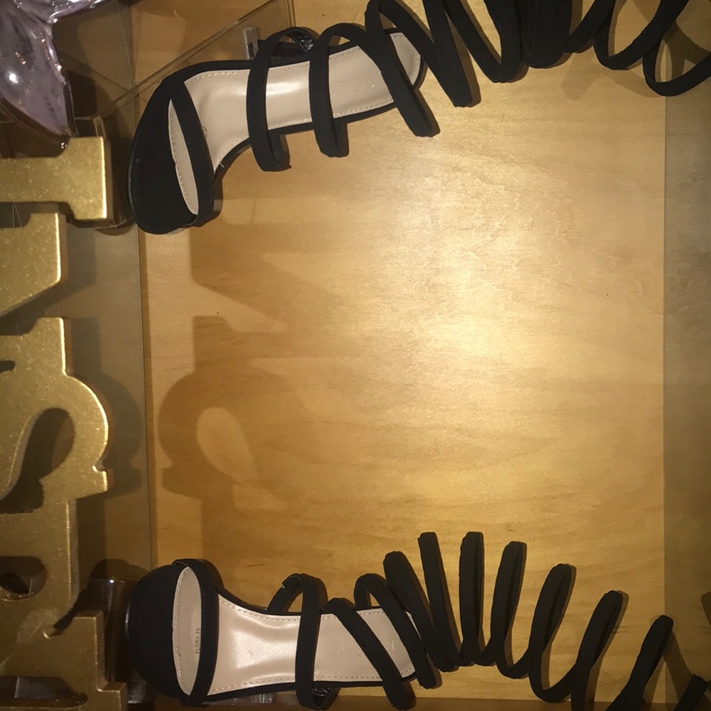 Windsor Heels